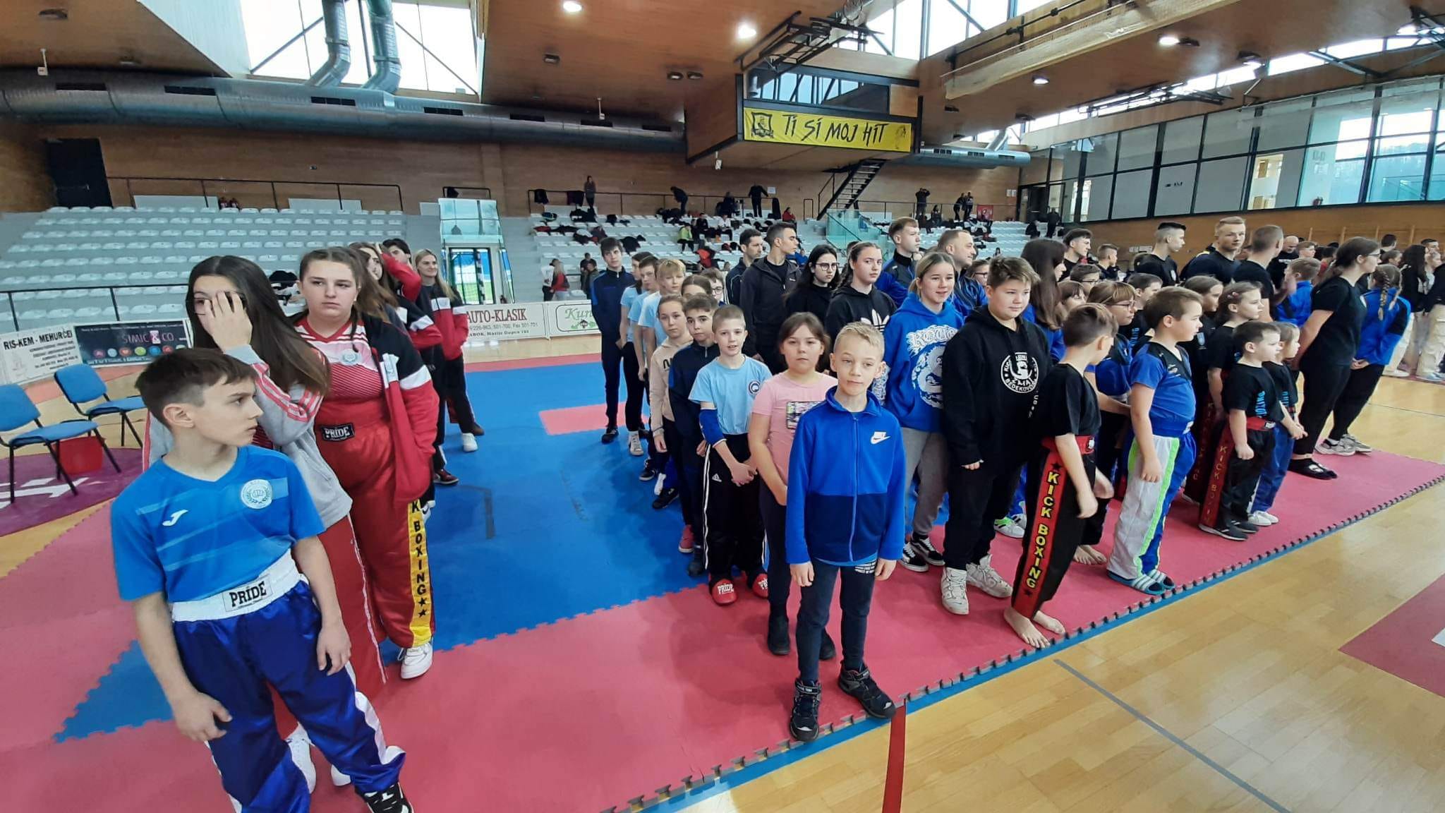 Kickboksačima 11 medalja na turniru u Zaboku Glina News